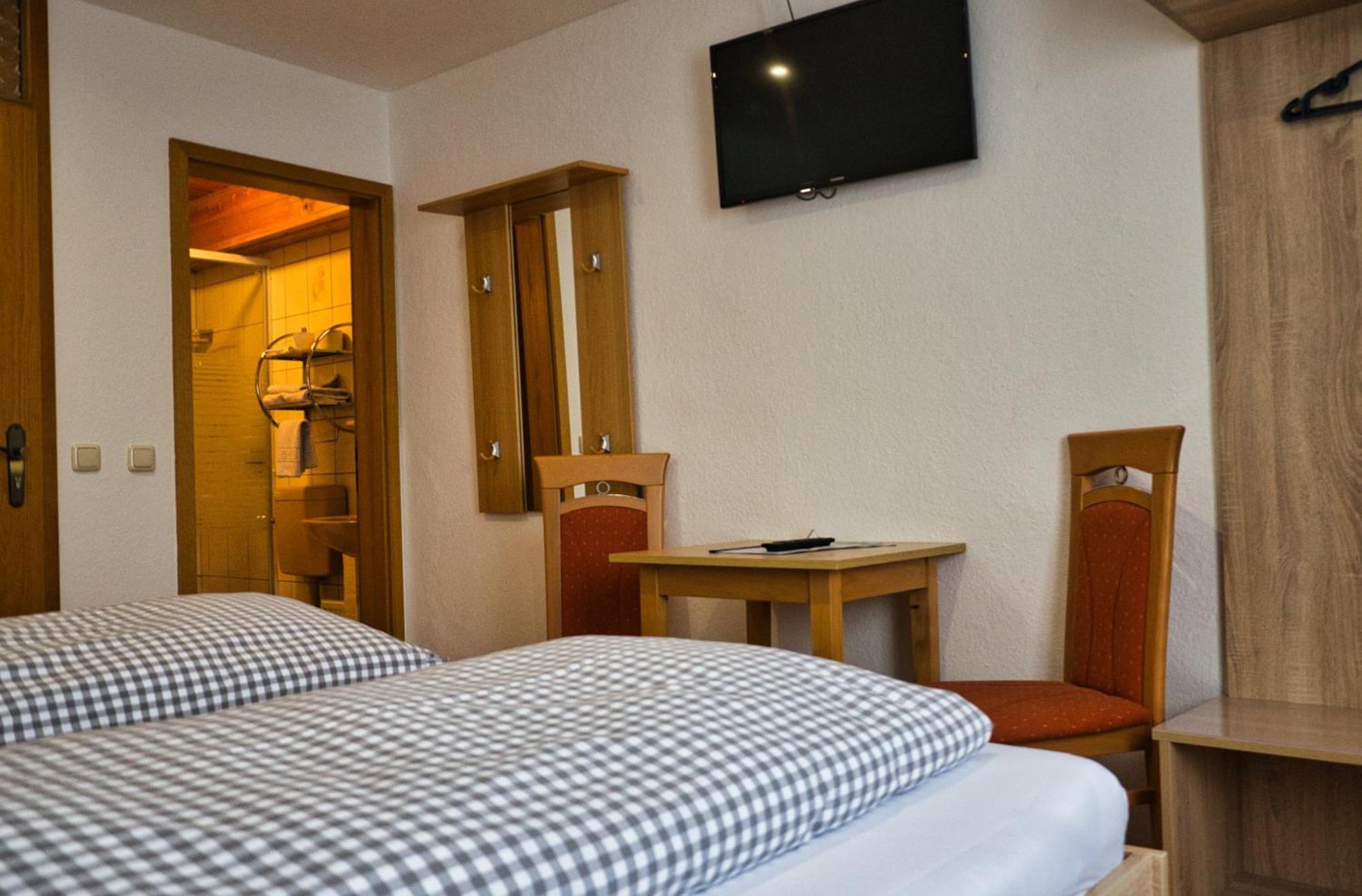 Hotel Gasthof Altmann Eschlkam Esterno foto